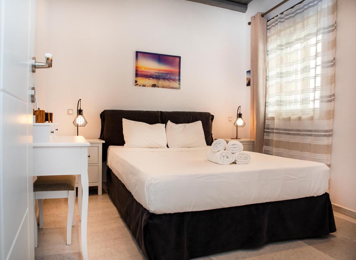 Caper-2 Bedroom Traditional Home With Amazing View Науса Экстерьер фото