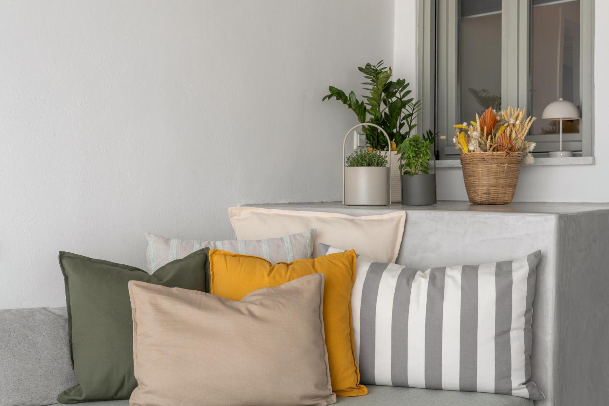 Caper-2 Bedroom Traditional Home With Amazing View Науса Экстерьер фото