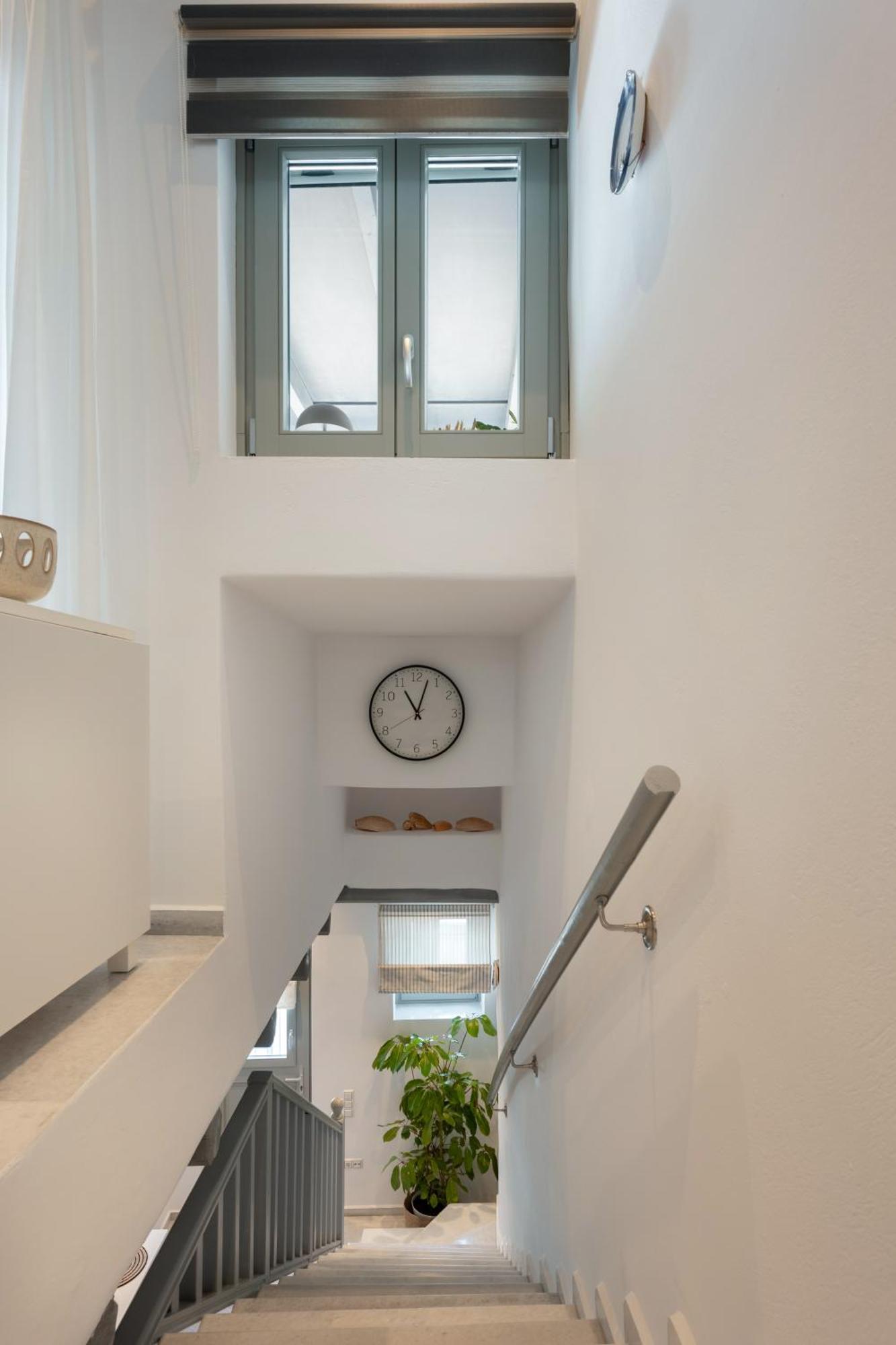 Caper-2 Bedroom Traditional Home With Amazing View Науса Экстерьер фото