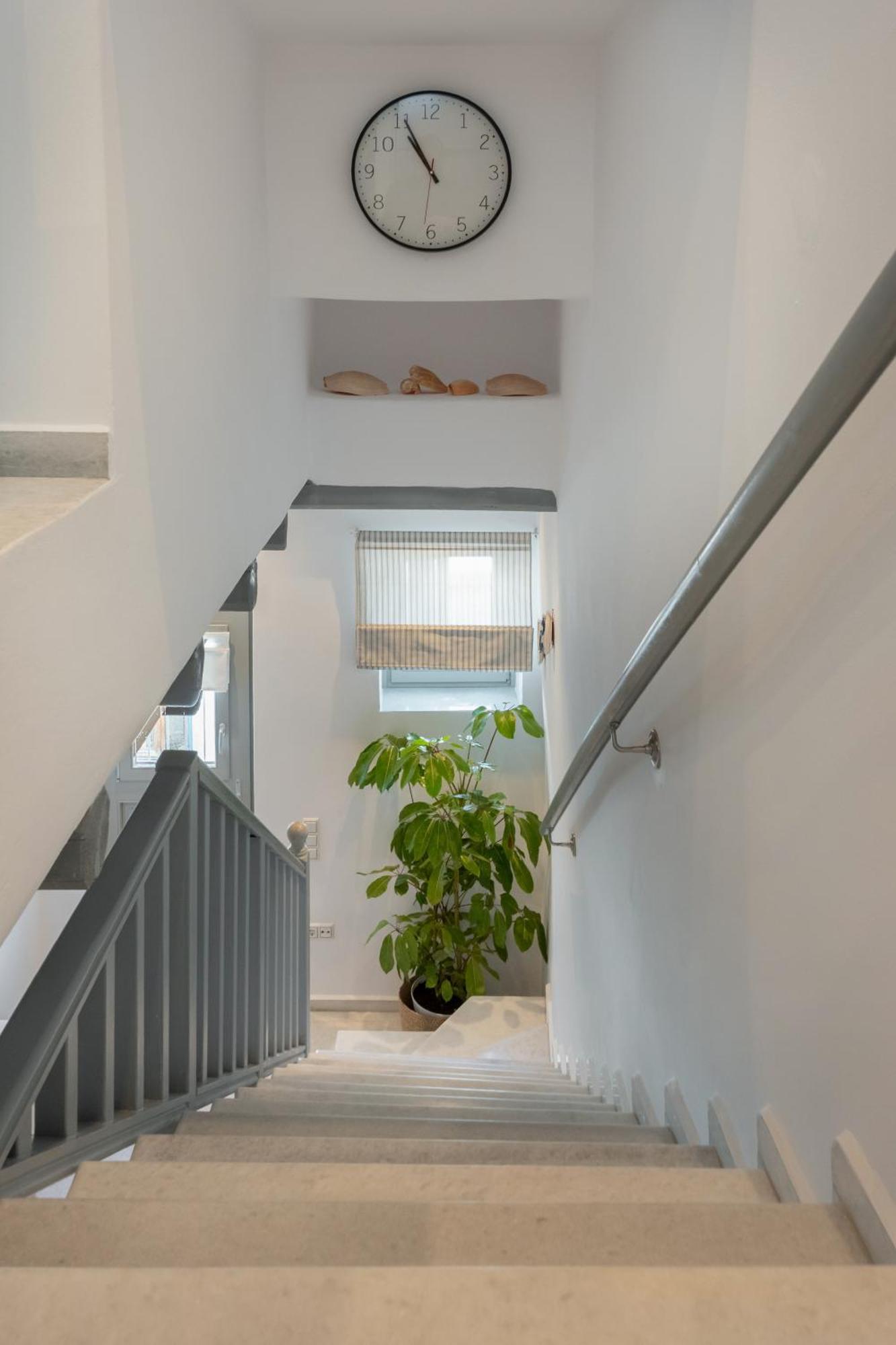 Caper-2 Bedroom Traditional Home With Amazing View Науса Экстерьер фото