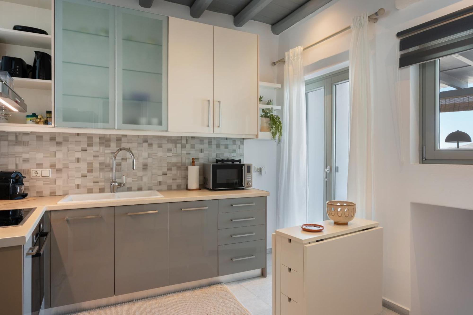 Caper-2 Bedroom Traditional Home With Amazing View Науса Экстерьер фото
